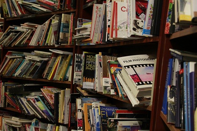 Library Books Education Study  - Tariq786 / Pixabay